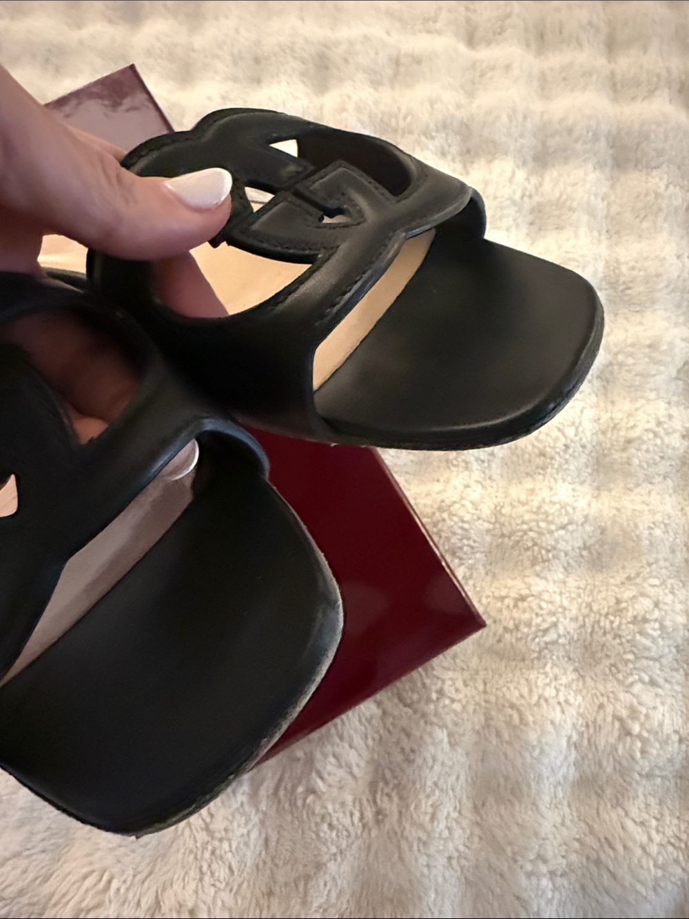 Gucci Black Leather GG Cutout Slide Sandals - Picture 6 of 6